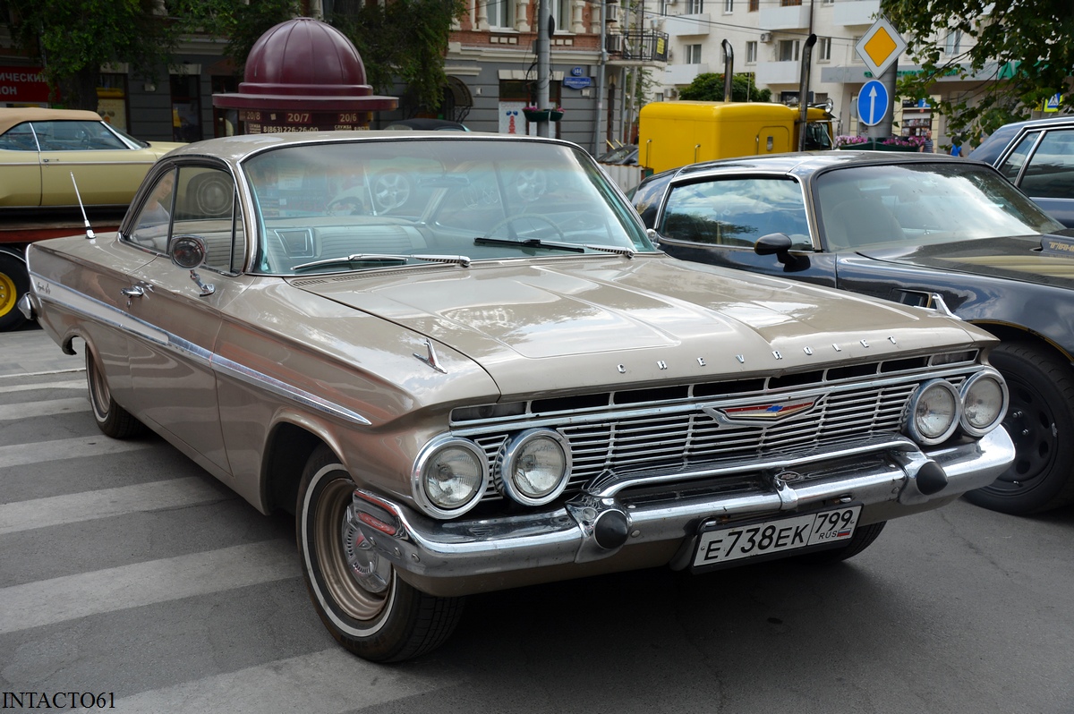 Москва, № Е 738 ЕК 799 — Chevrolet Impala (3G) '61-64