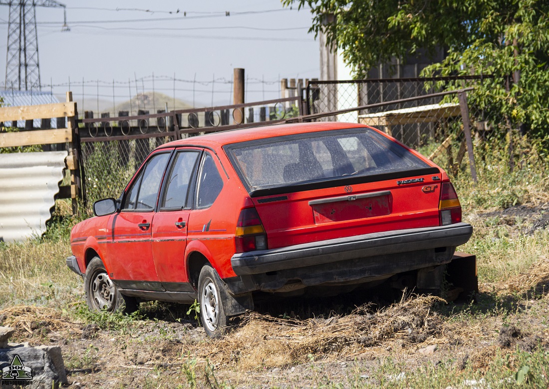 Восточно-Казахстанская область, № (KZ16) Б/Н 0011 — Volkswagen Passat (B2) '80-88