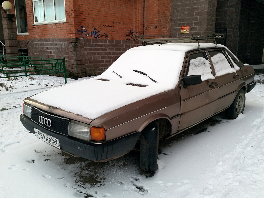 Тверская область, № Х 981 НВ 69 — Audi 80 (B2) '78-86