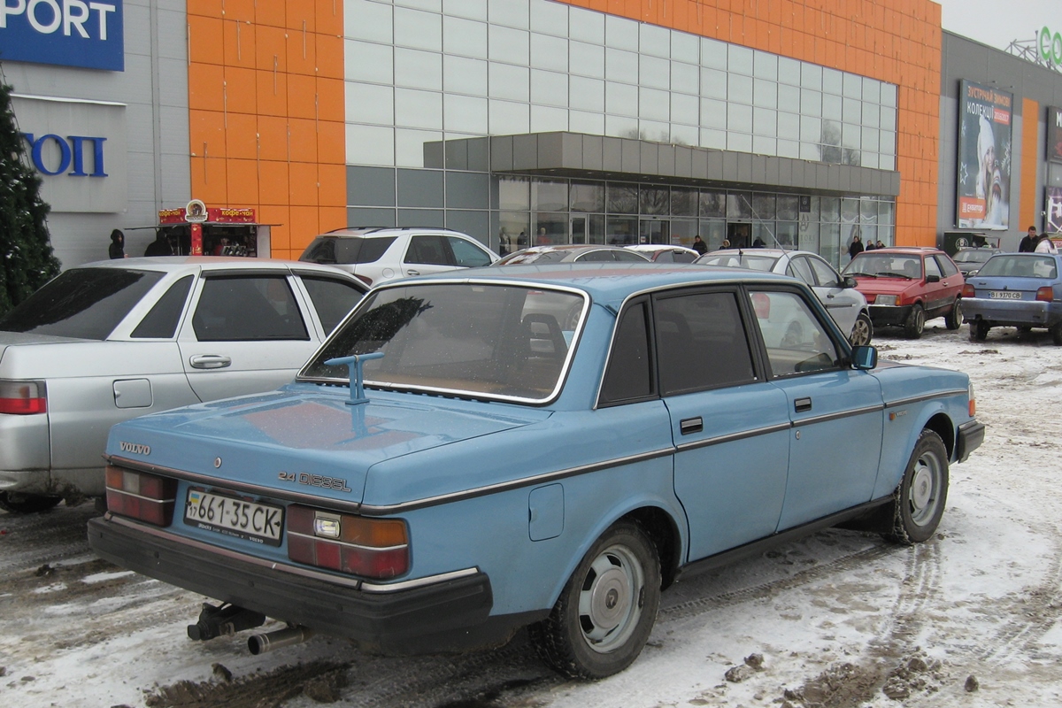 Полтавская область, № 661-35 СК — Volvo 244 GL '79-81