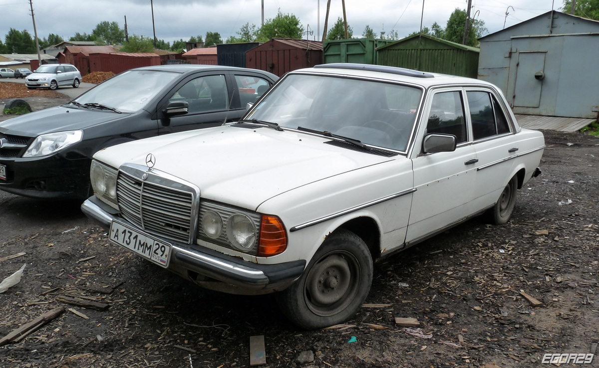 Архангельская область, № А 131 ММ 29 — Mercedes-Benz (W123) '76-86