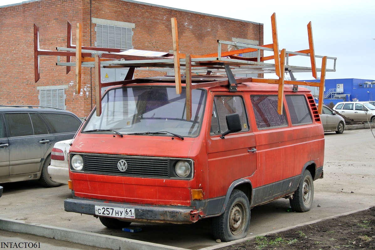 Ростовская область, № С 257 НУ 61 — Volkswagen Typ 2 (Т3) '79-92