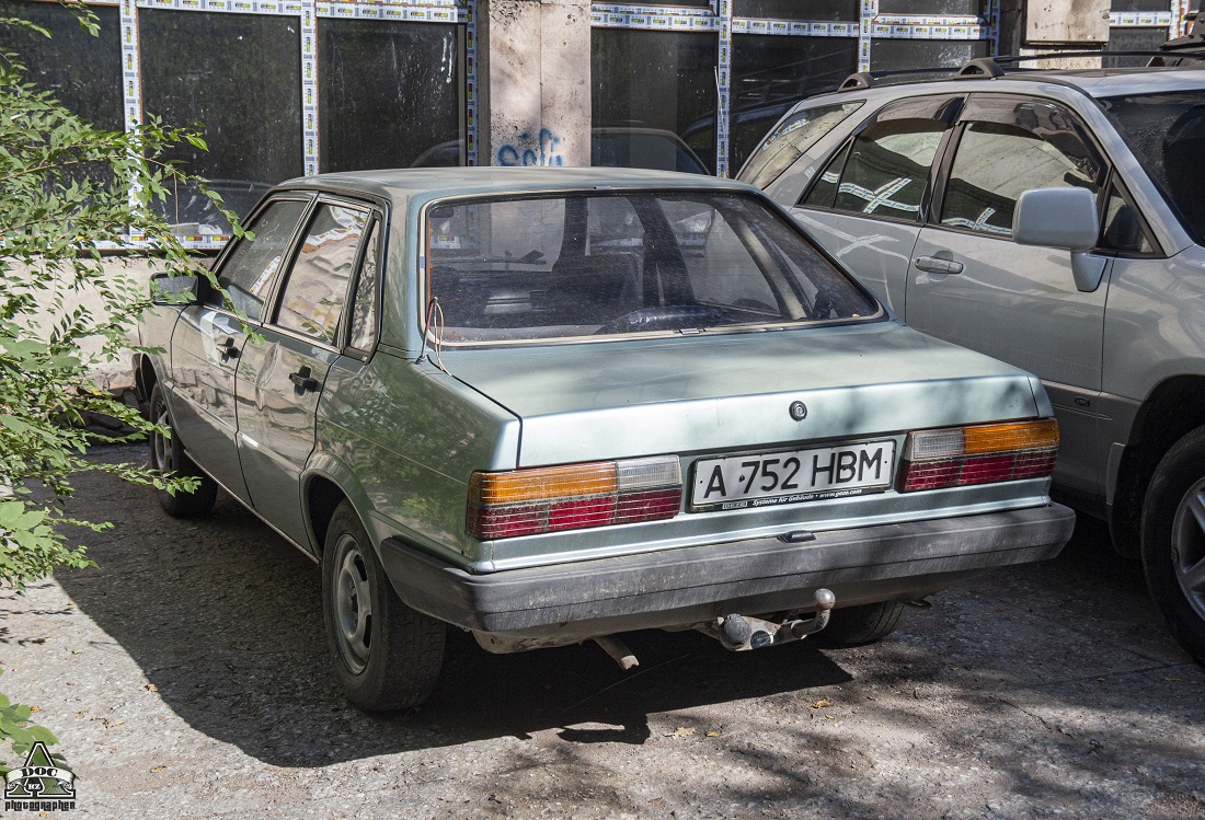 Алматы, № A 752 HBM — Audi 80 (B2) '78-86