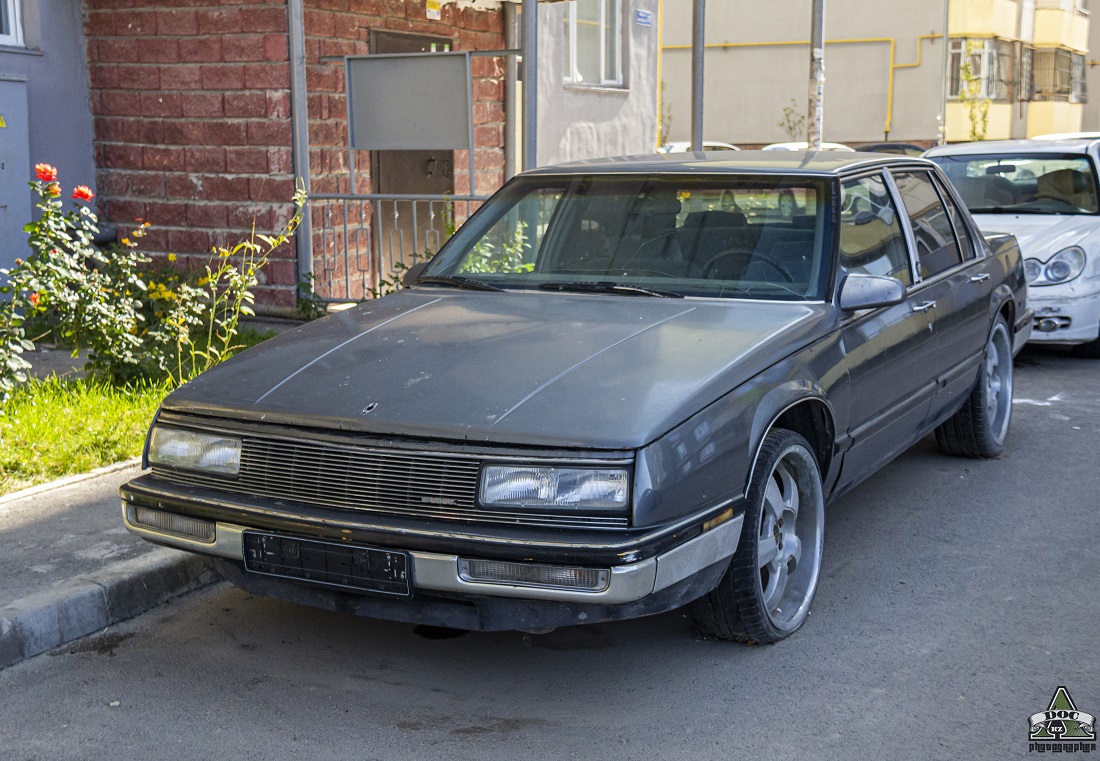 Алматинская область, № 081 BWA 05 — Buick LeSabre (6G) '86-91