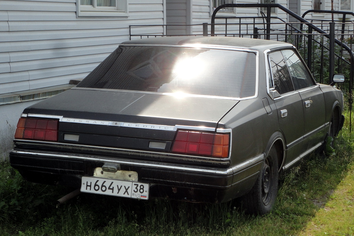 Сахалинская область, № Н 664 УХ 38 — Nissan Cedric (430) '79-83