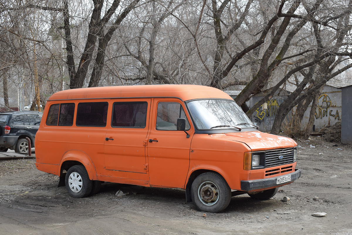 Алтайский край, № М 285 ХО 22 — Ford Transit (2G) '78-86