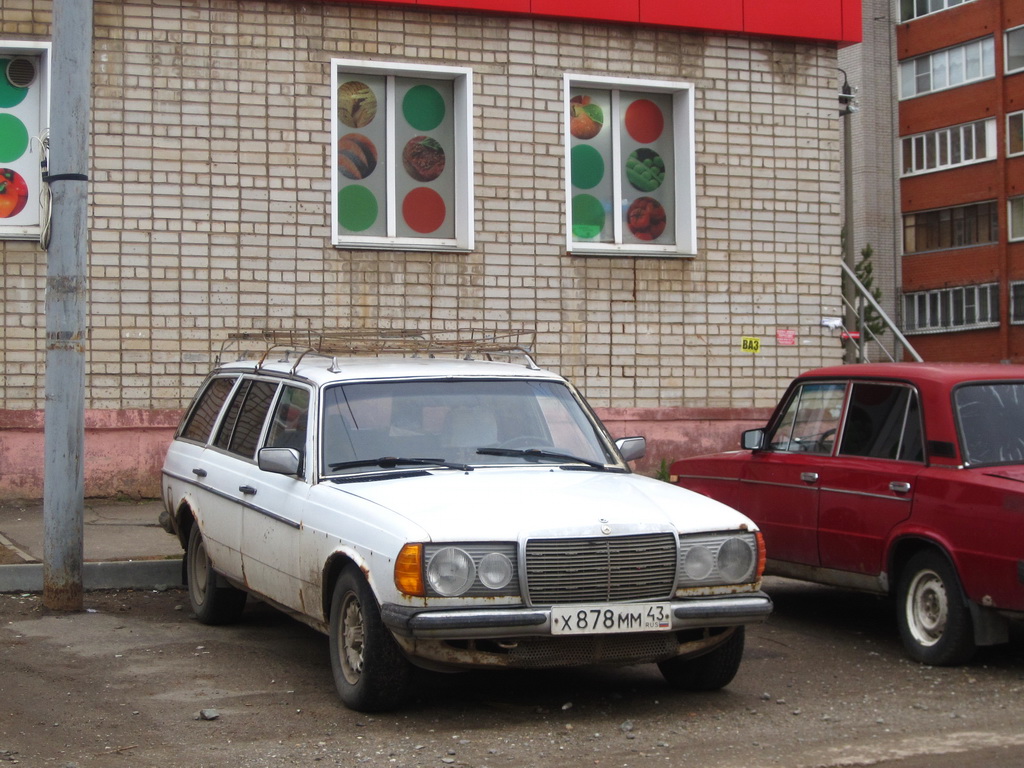 Кировская область, № Х 878 ММ 43 — Mercedes-Benz (S123) '78-86