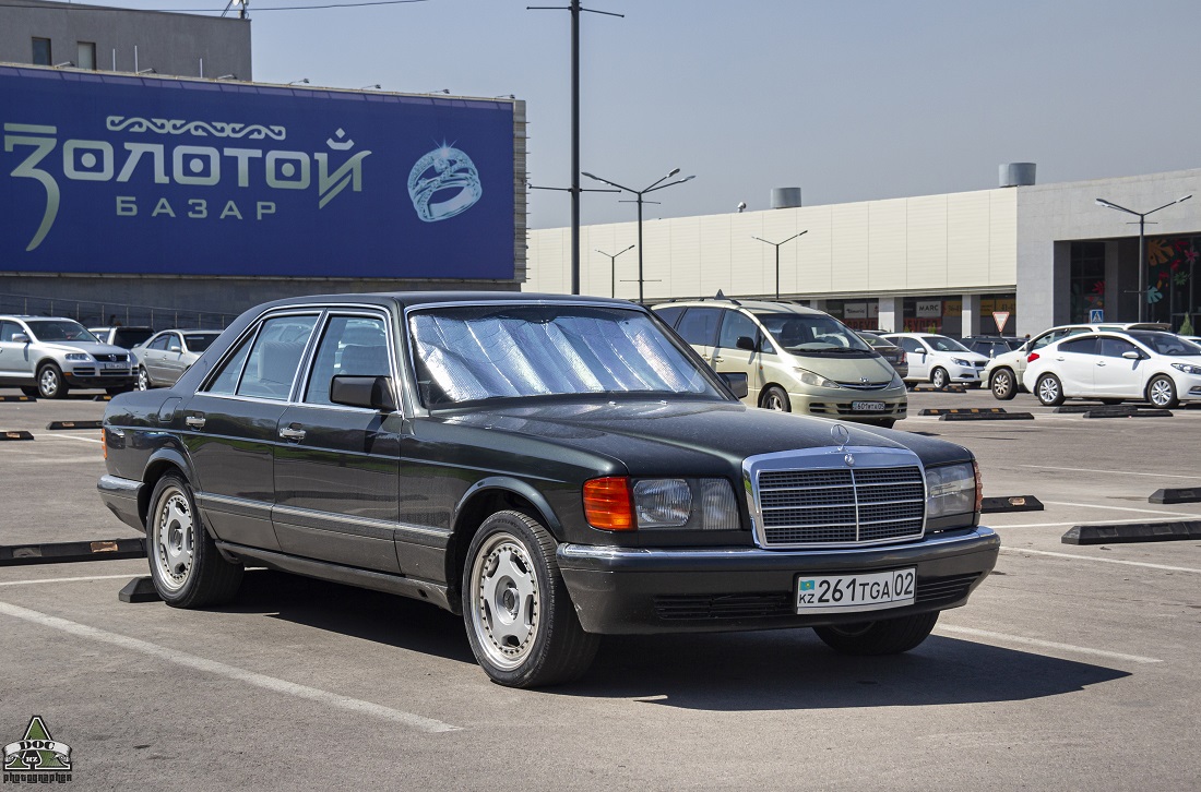 Алматы, № 261 TGA 02 — Mercedes-Benz (W126) '79-91
