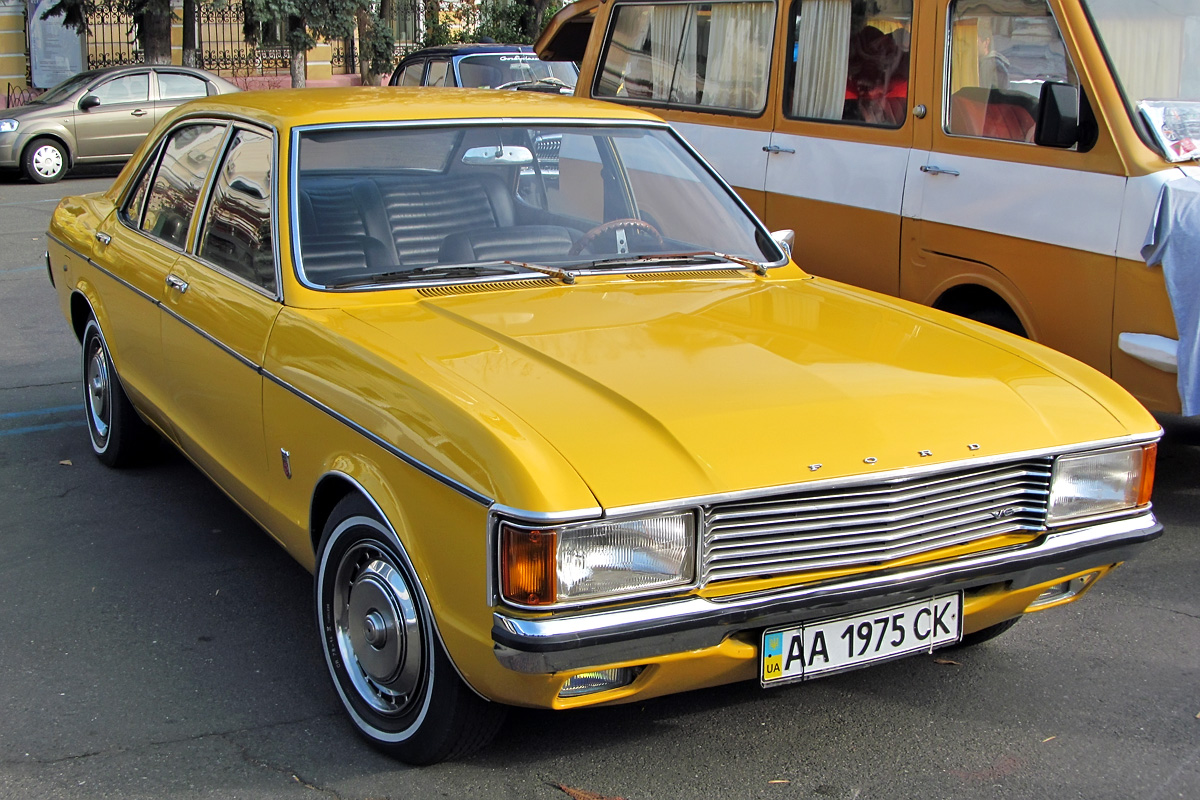 Киев, № АА 1975 СК — Ford Granada MkI '72-77