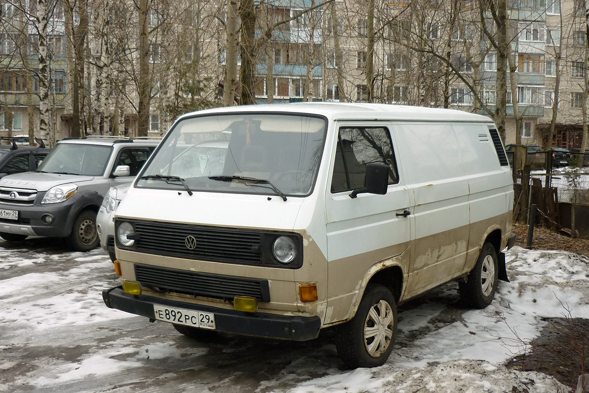 Архангельская область, № Е 892 РС 29 — Volkswagen Typ 2 (Т3) '79-92