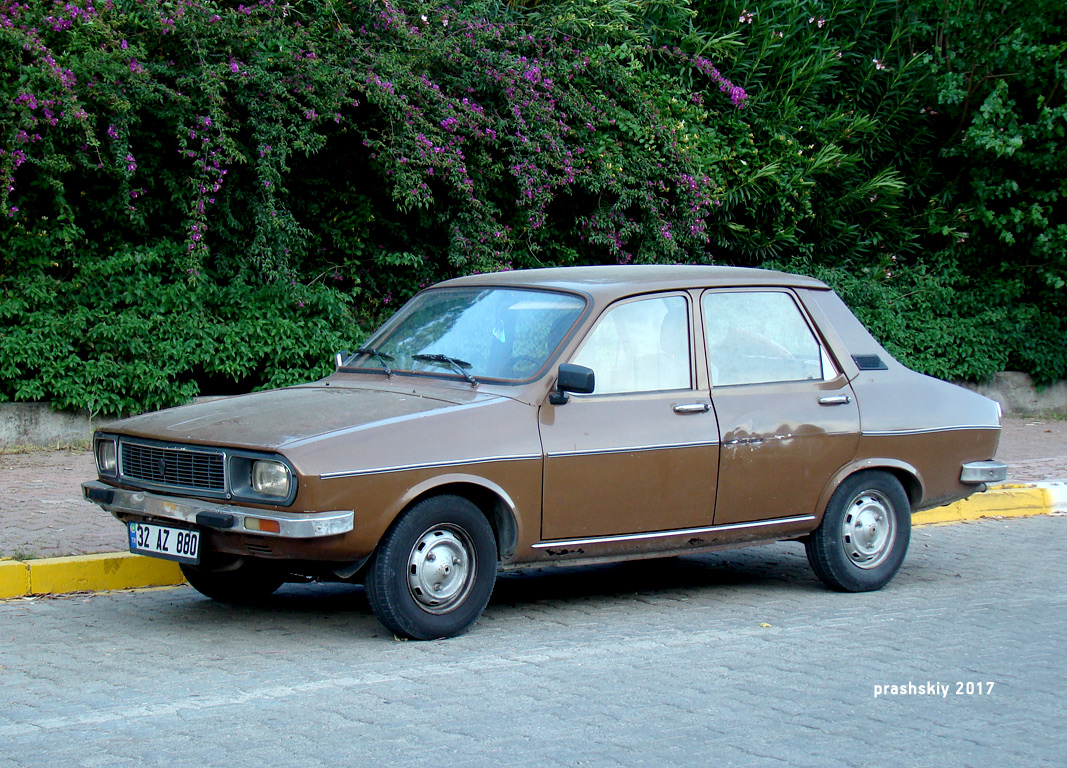 Турция, № 32 AZ 880 — Renault 12 '69-80