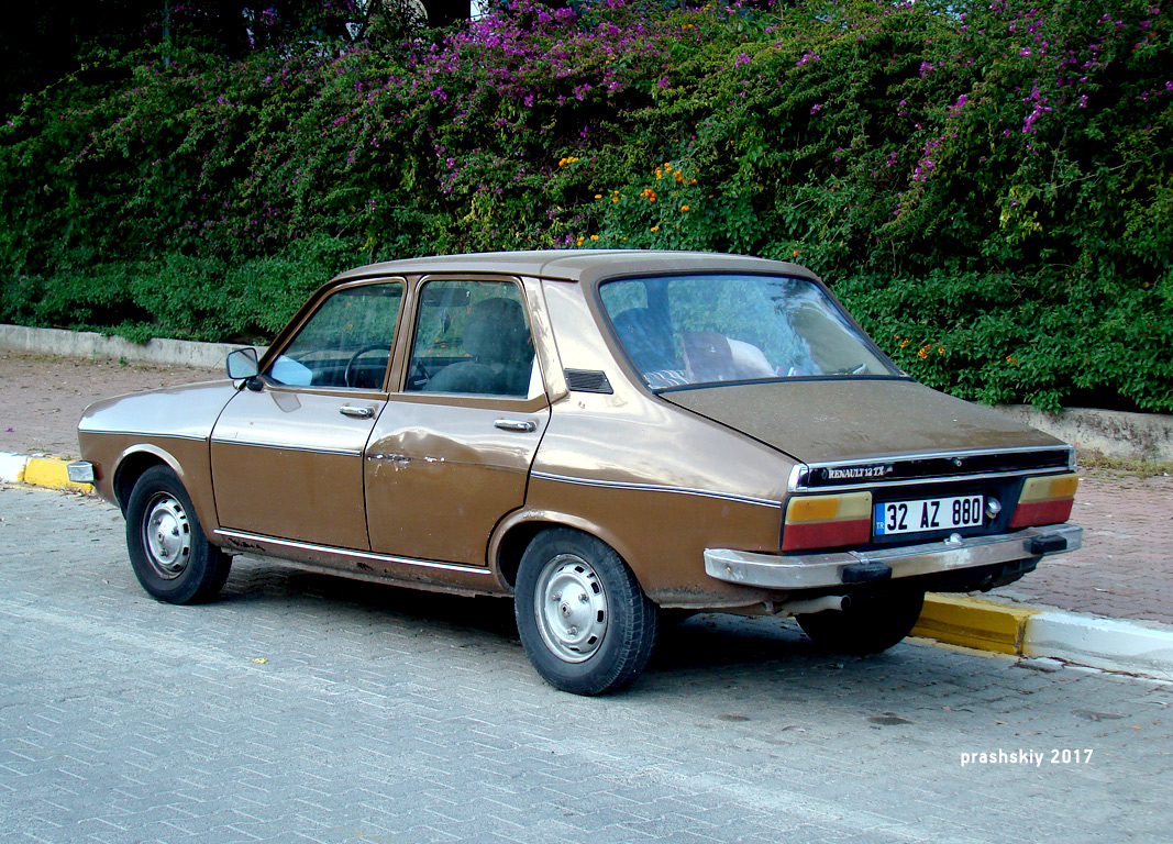 Турция, № 32 AZ 880 — Renault 12 '69-80