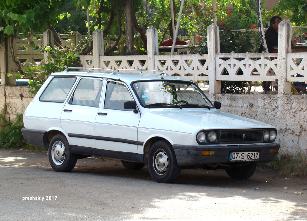 Турция, № 07 S 6217 — Renault 12 '69-80