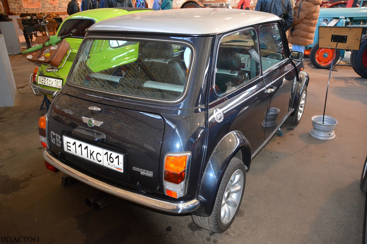 Ростовская область, № Е 111 КС 161 — Rover Mini '86-00