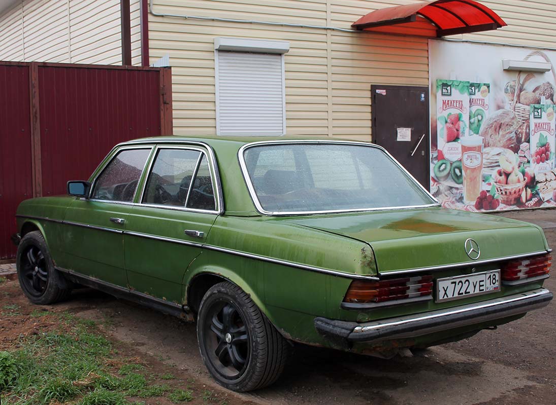 Удмуртия, № Х 722 УЕ 18 — Mercedes-Benz (W123) '76-86