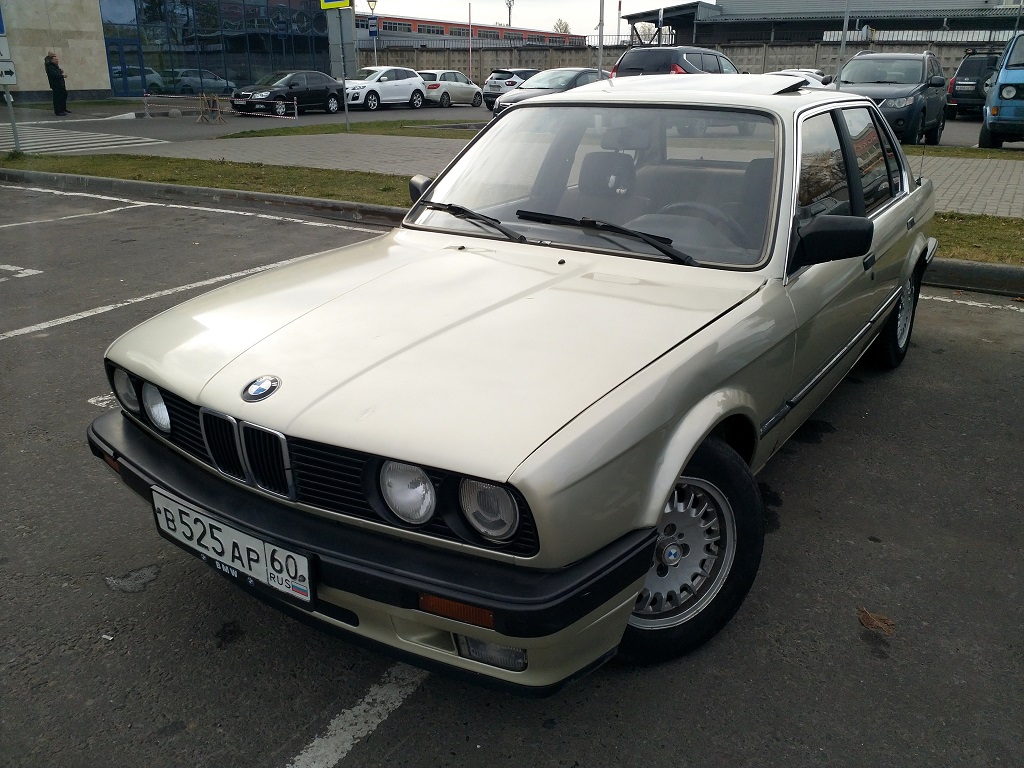 Псковская область, № В 525 АР 60 — BMW 3 Series (E30) '82-94