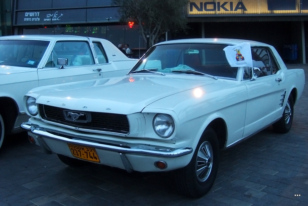 Израиль, № 237-744 — Ford Mustang (1G) '65-73