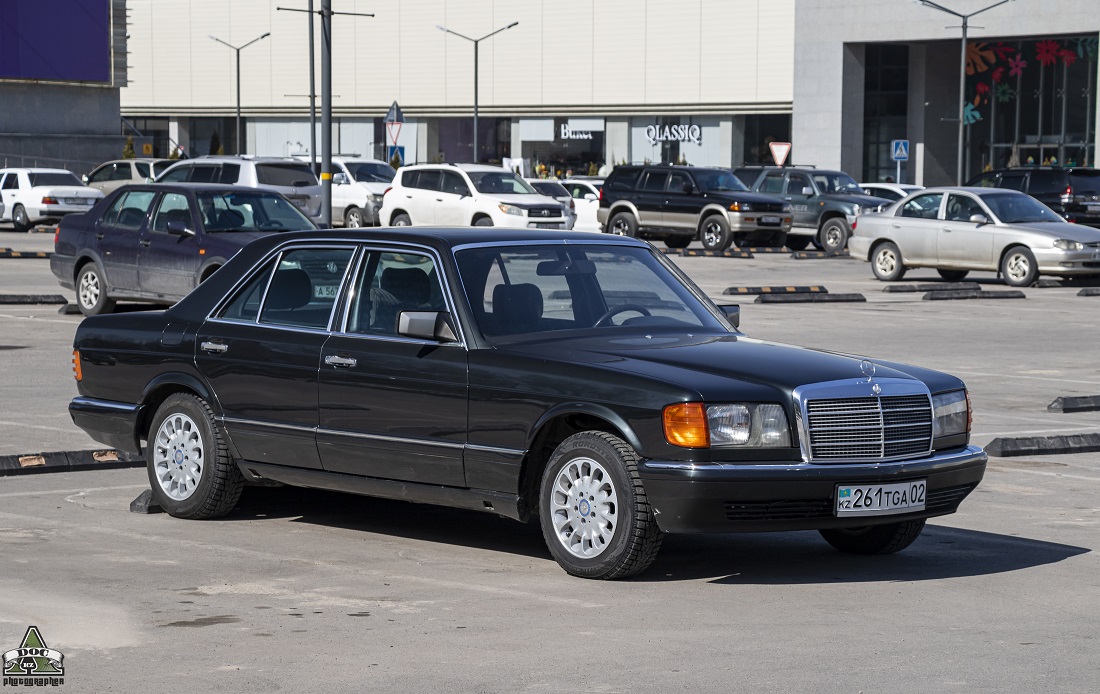 Алматы, № 261 TGA 02 — Mercedes-Benz (W126) '79-91