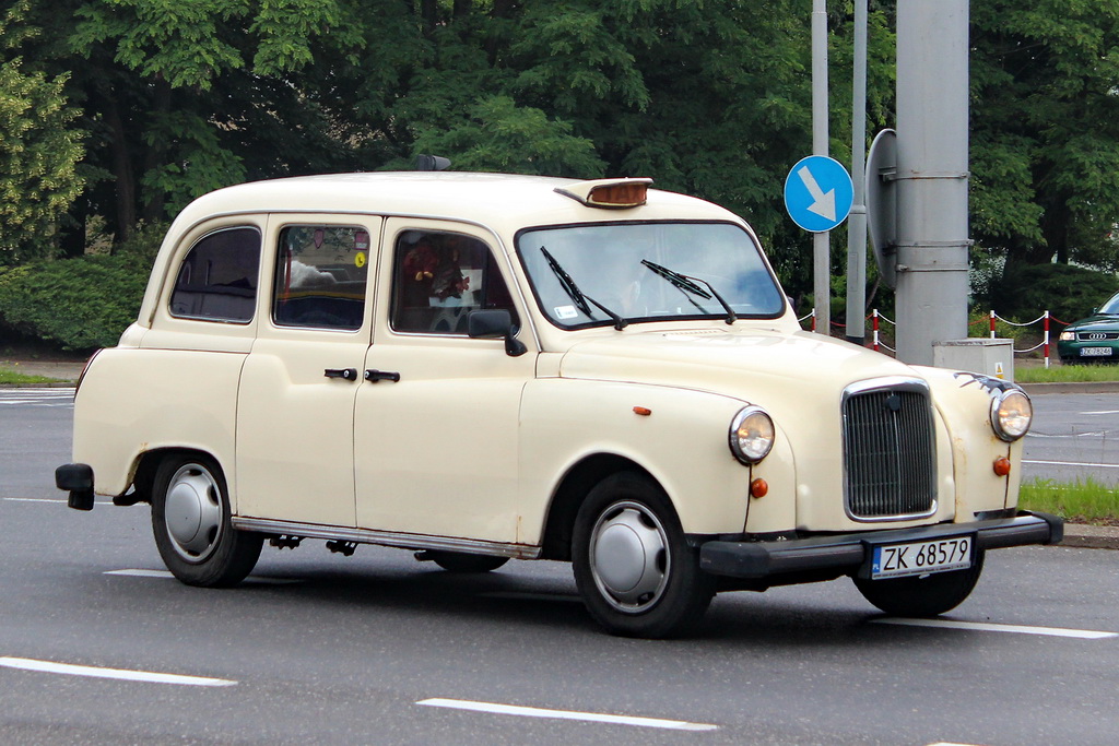 Польша, № ZK 68579 — Austin FX4 '58-97