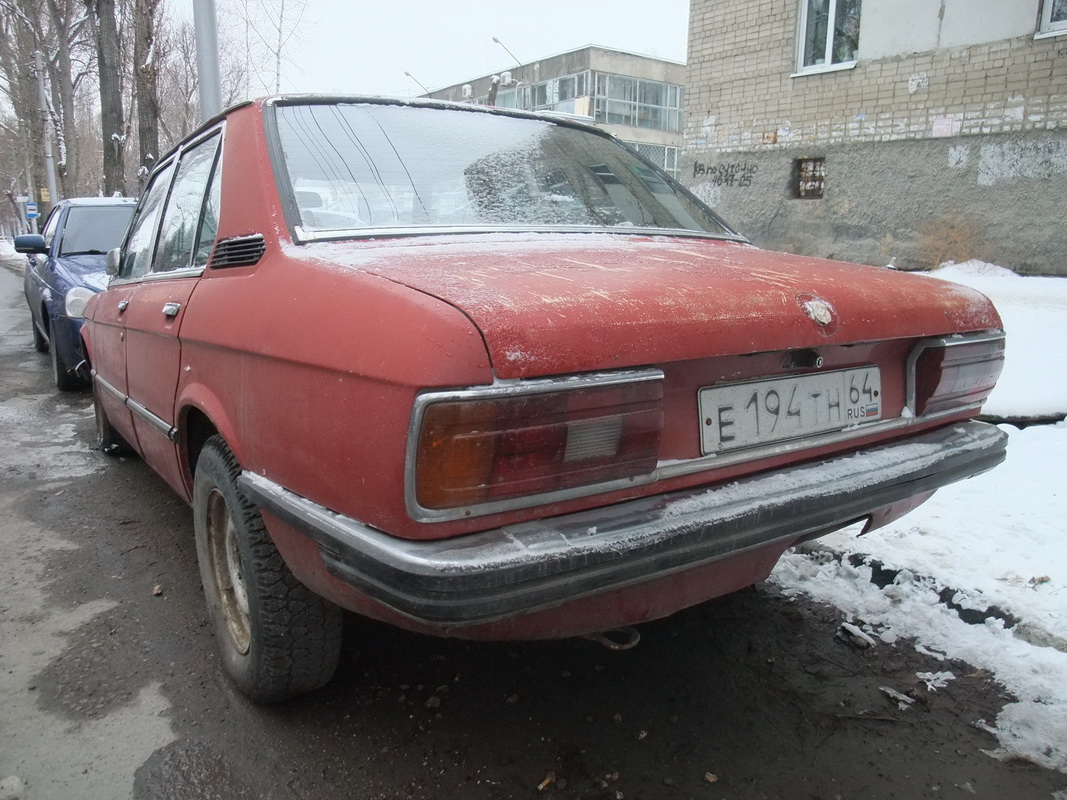 Саратовская область, № Е 194 ТН 64 — BMW 5 Series (E12) '72-81