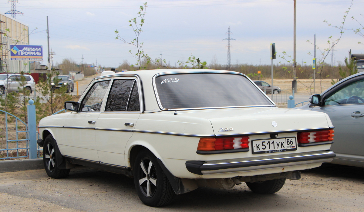 Ханты-Мансийский автоном.округ, № К 511 УК 86 — Mercedes-Benz (W123) '76-86