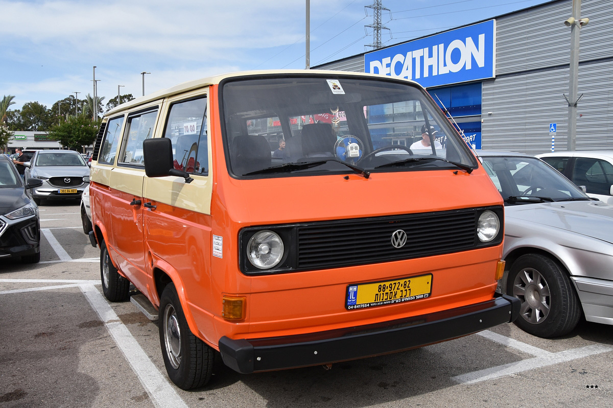 Израиль, № 88-972-82 — Volkswagen Typ 2 (Т3) '79-92