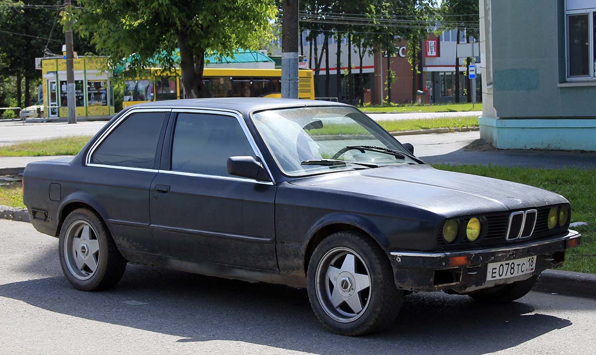 Удмуртия, № Е 078 ТС 18 — BMW 3 Series (E30) '82-94