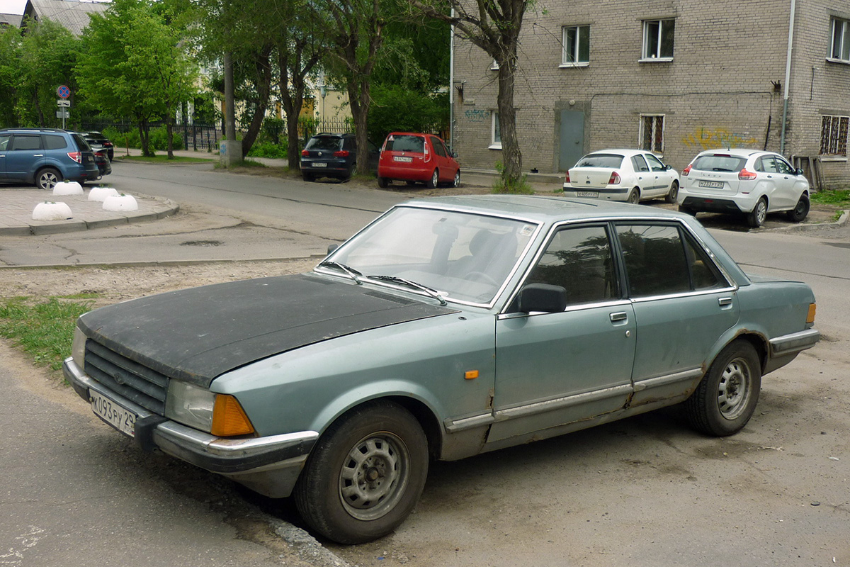 Архангельская область, № К 093 РУ 29 — Ford Granada MkII '77-85