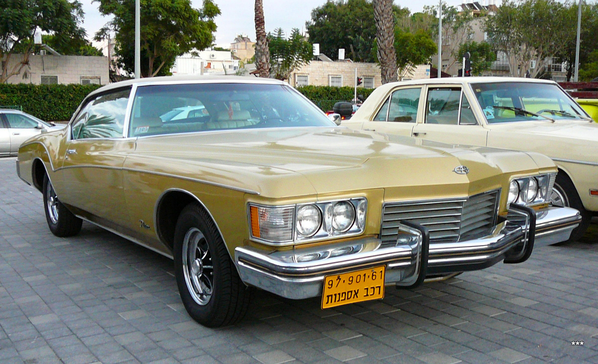 Израиль, № 97-901-61 — Buick Riviera (3G) '71-73