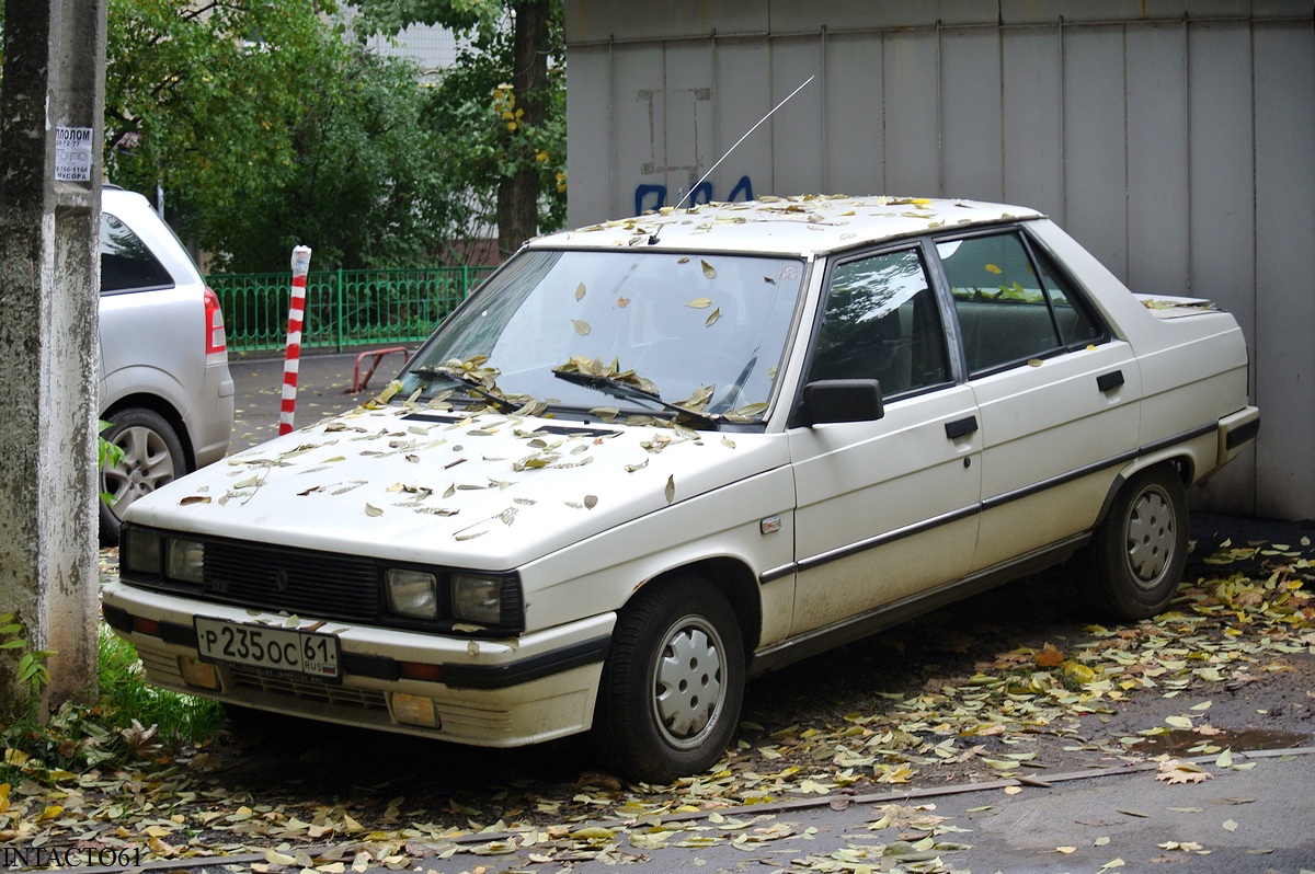 Ростовская область, № Р 235 ОС 61 — Renault 9 '81-89