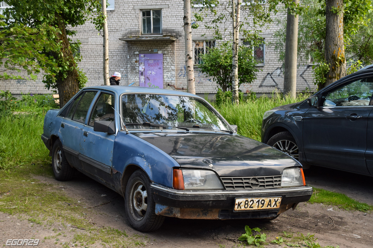 Архангельская область, № К 8219 АХ — Opel Rekord (E2) '82-86