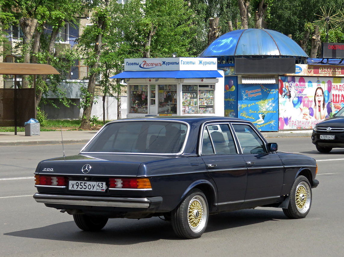 Кировская область, № Х 955 ОУ 43 — Mercedes-Benz (W123) '76-86