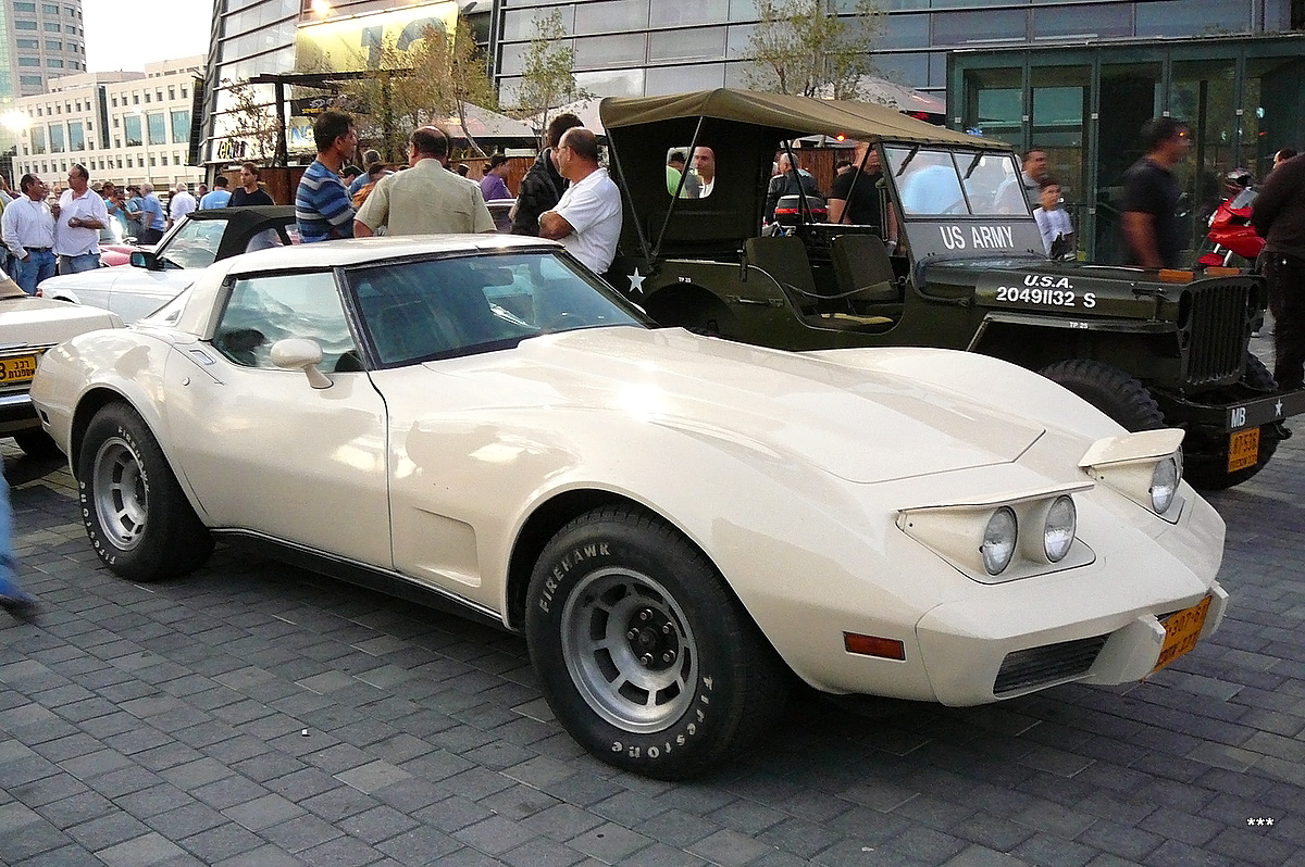 Израиль, № 85-307-61 — Chevrolet Corvette (C3) '68-82