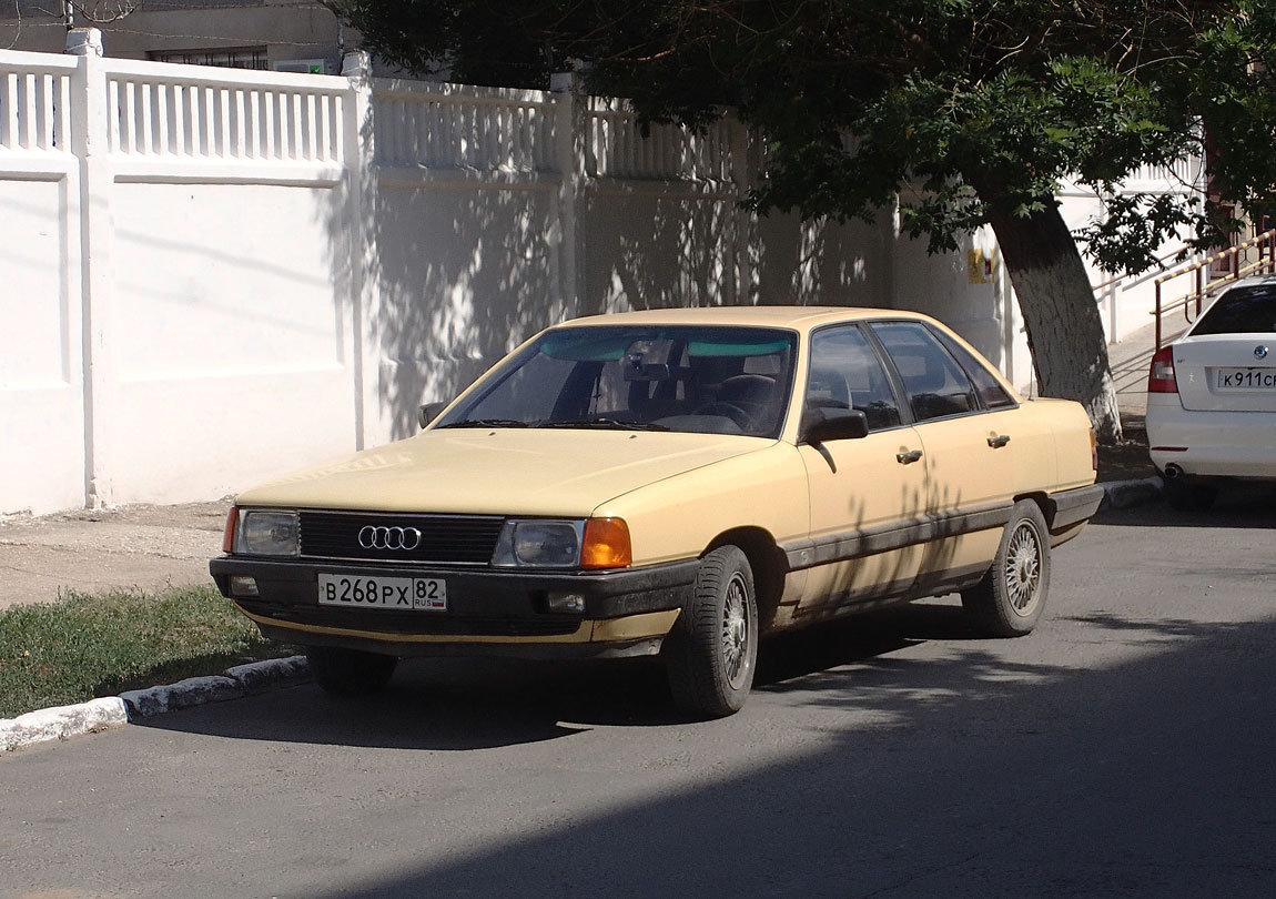 Крым, № В 268 РХ 82 — Audi 100 (C3) '82-91