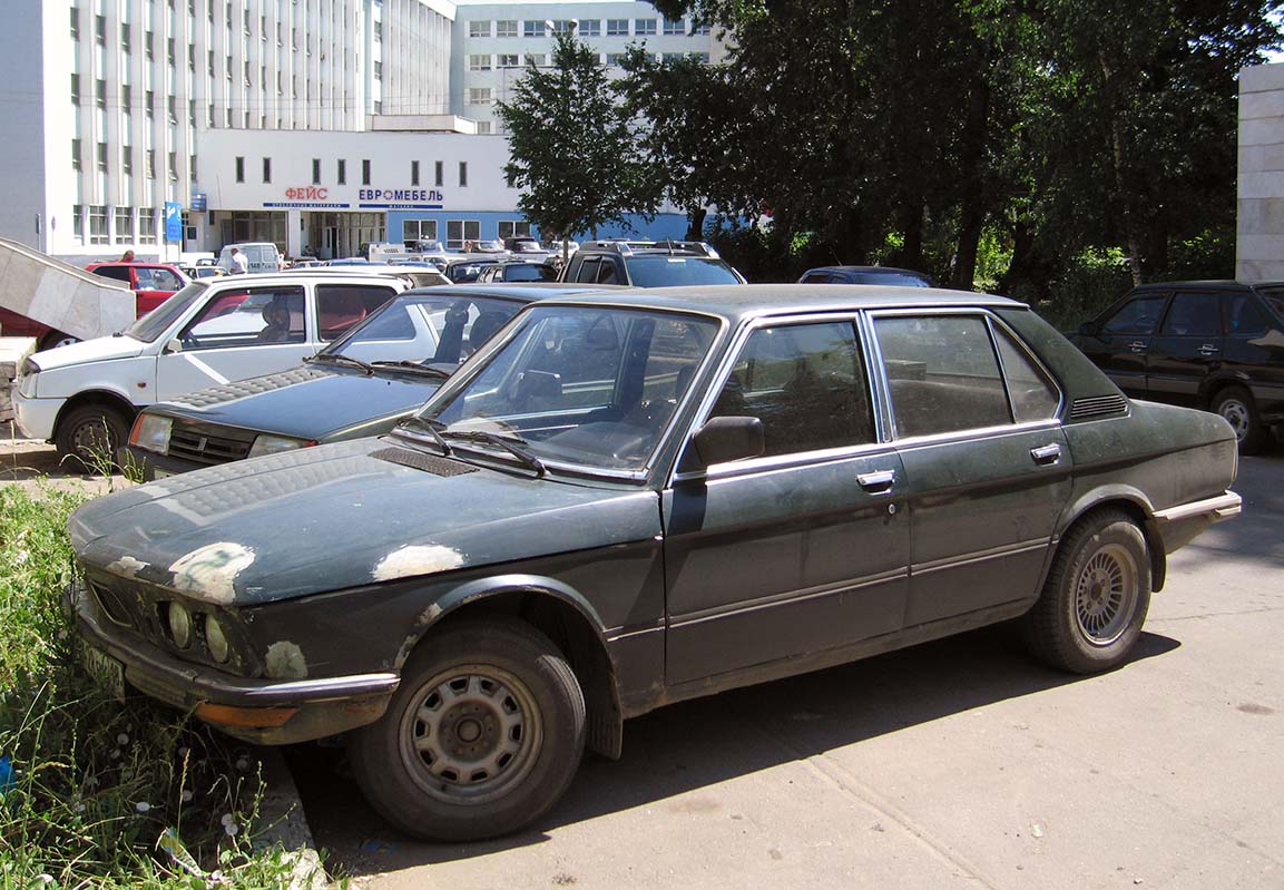 Удмуртия, № Р 428 ВК 18 — BMW 5 Series (E12) '72-81