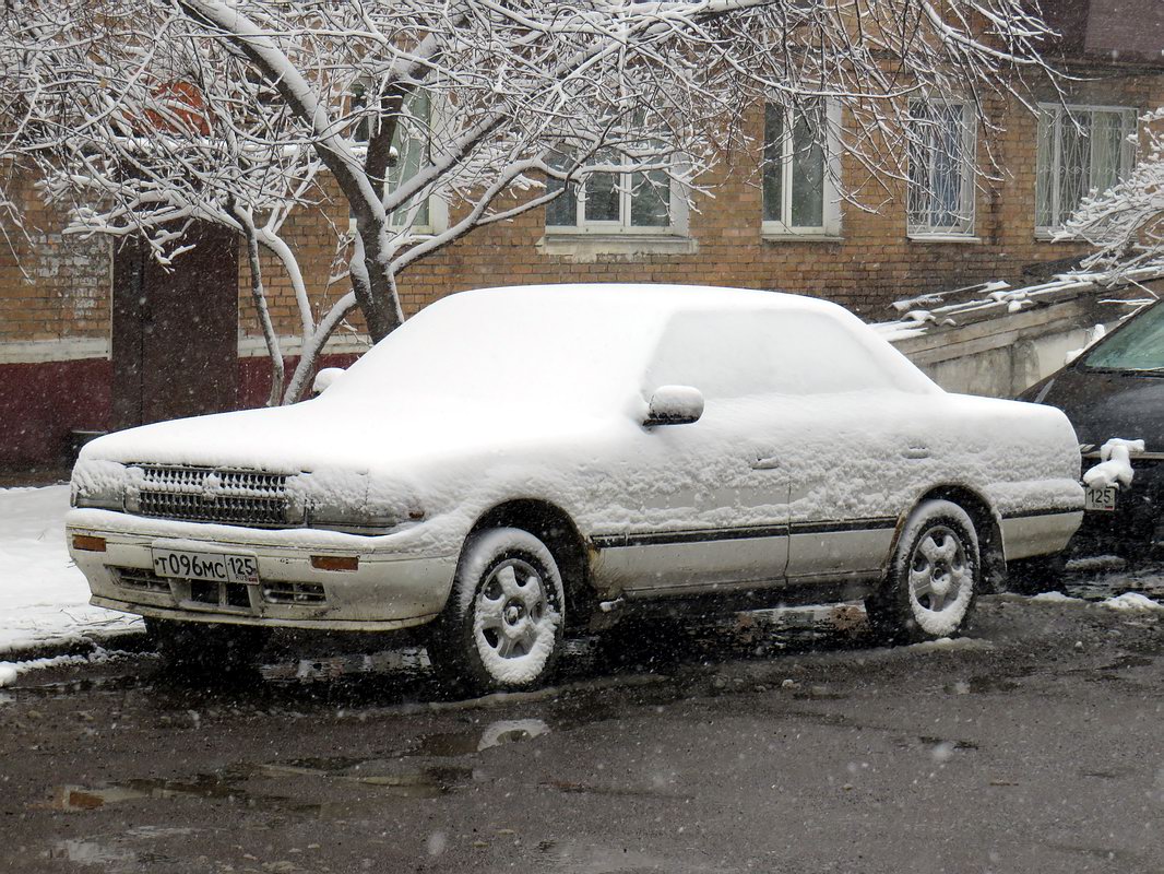 Приморский край, № Т 096 МС 125 — Toyota Crown (S130) '87-91