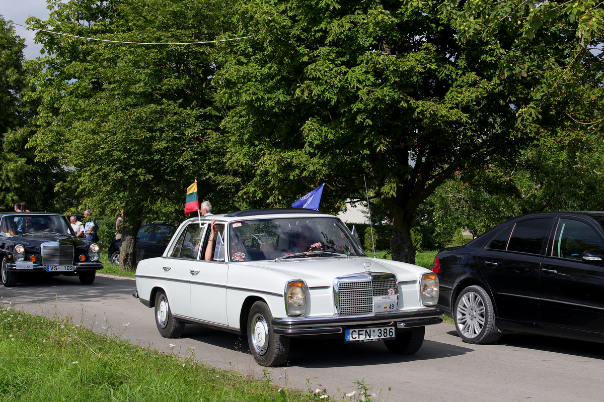 Литва, № CFN 386 — Mercedes-Benz (W114/W115) '72-76; Литва — Nesenstanti klasika 2020