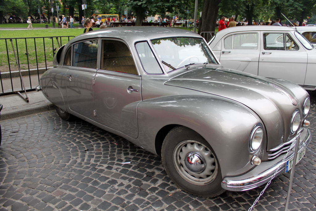 Чехия, № 12V 0012 — Tatra 87 '36-50
