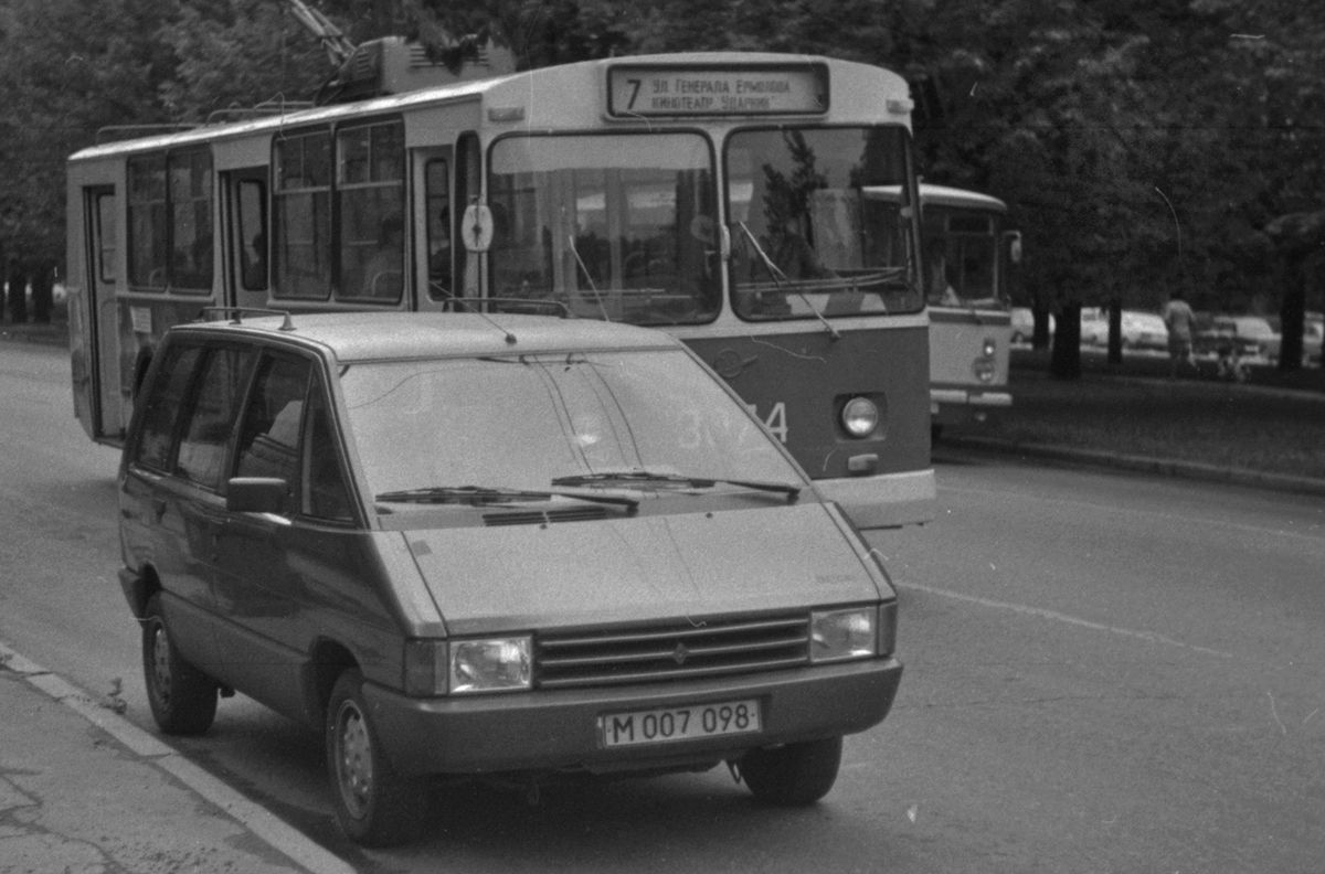 Москва, № M 007 098 — Renault Espace (1G) '84-91