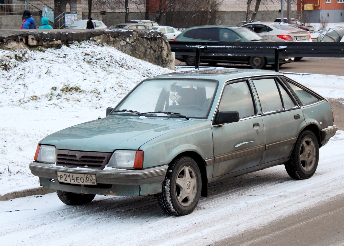 Псковская область, № Р 214 ЕО 60 — Opel Ascona (C) '81-88