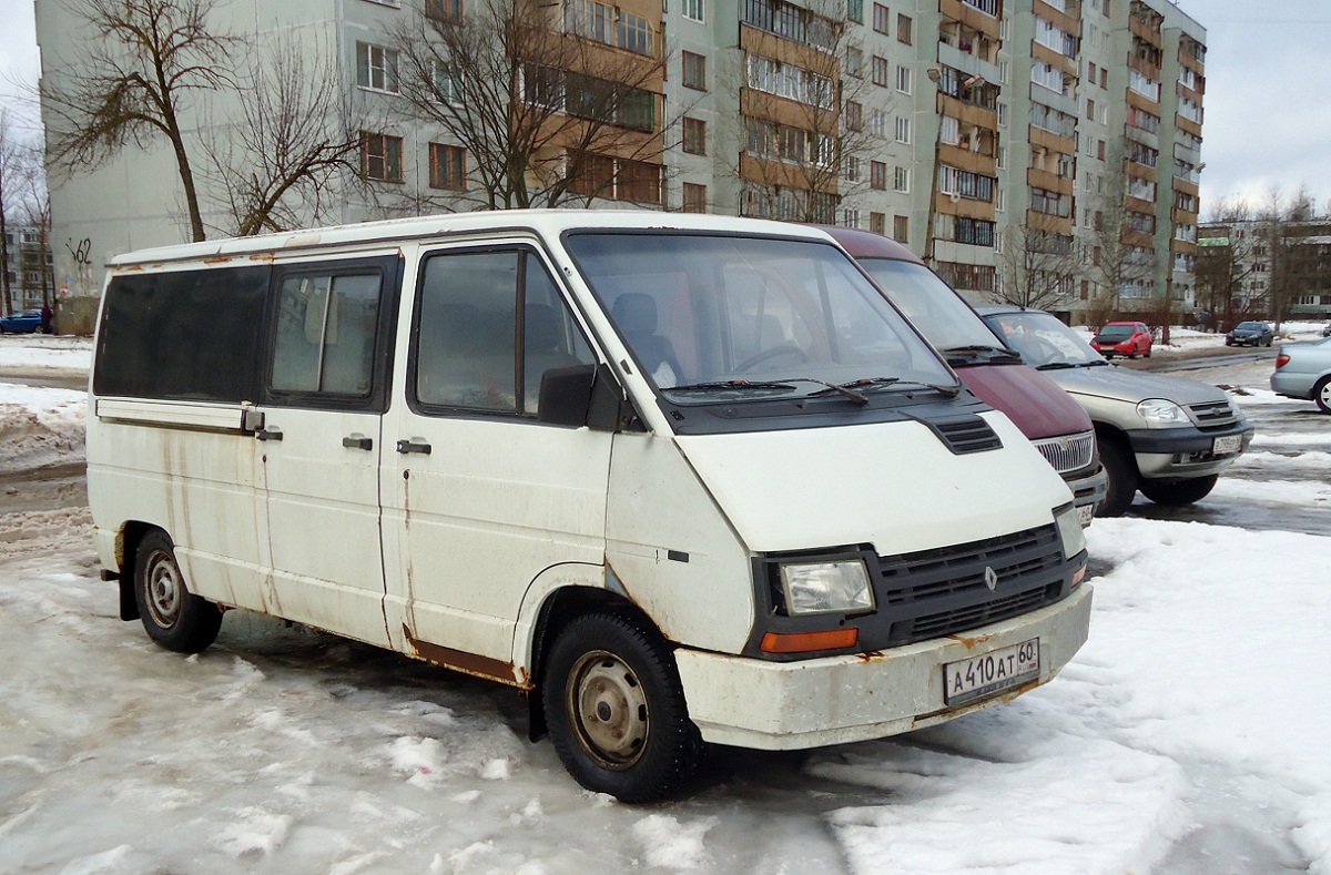 Псковская область, № А 410 АТ 60 — Renault Trafic (1G) Restyle '89-01