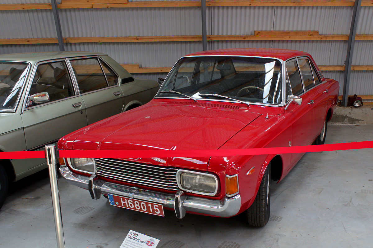 Литва, № H68015 — Ford Taunus 17M/20M/26M (P7) '67-71