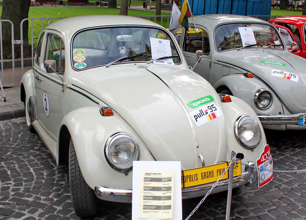 Литва, № DZA  811 — Volkswagen Käfer 1300/1500 '65-74