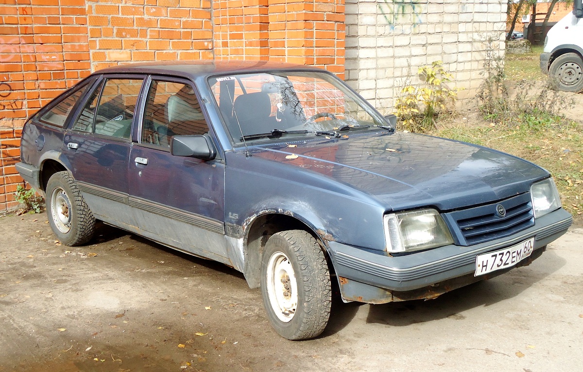 Псковская область, № Н 732 ЕМ 60 — Opel Ascona (C) '81-88