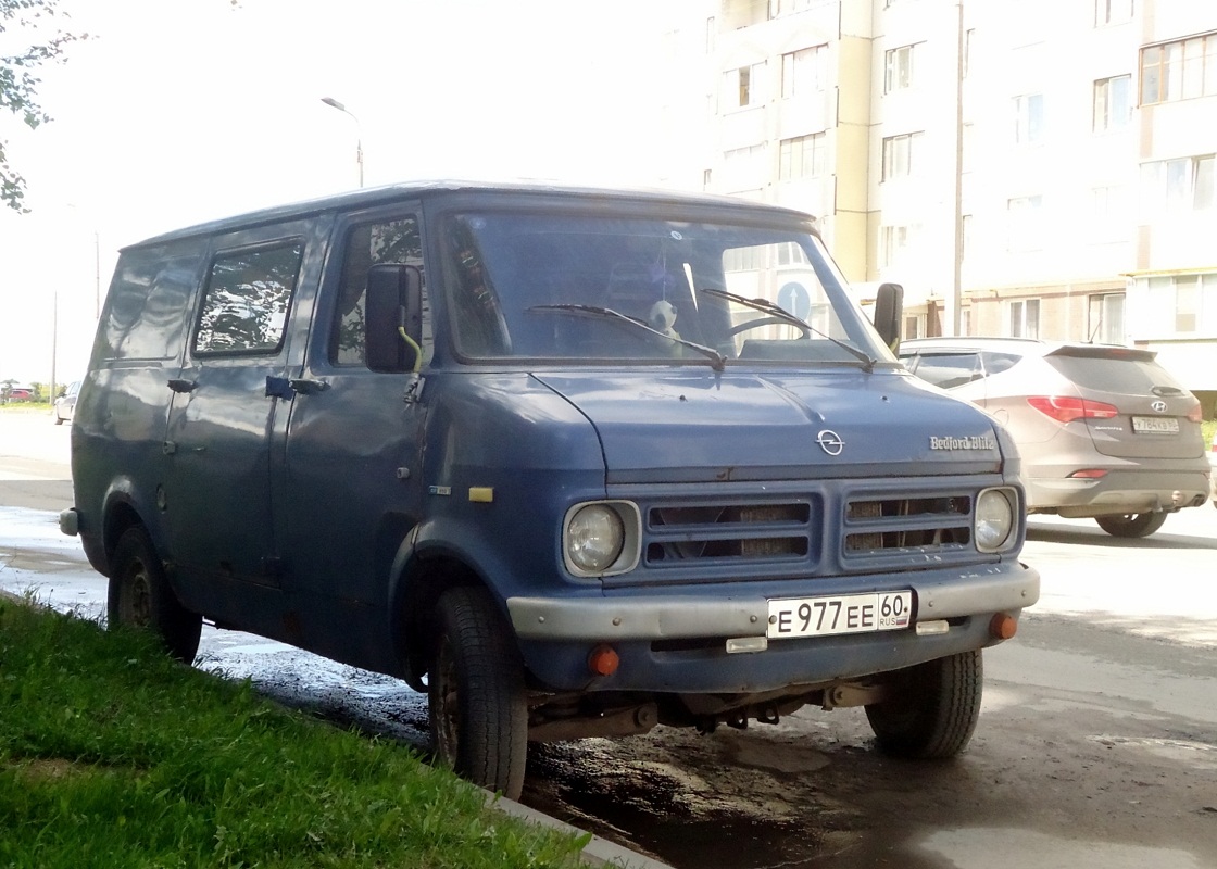 Псковская область, № Е 977 ЕЕ 60 — Opel Bedford Blitz (CF) (1G) '69-80