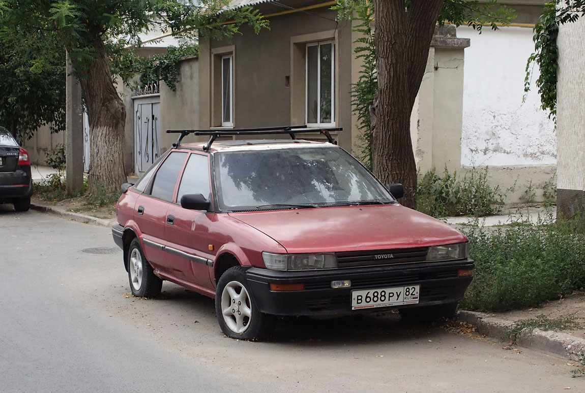 Крым, № В 688 РУ 82 — Toyota Corolla/Sprinter (E90) '87-91