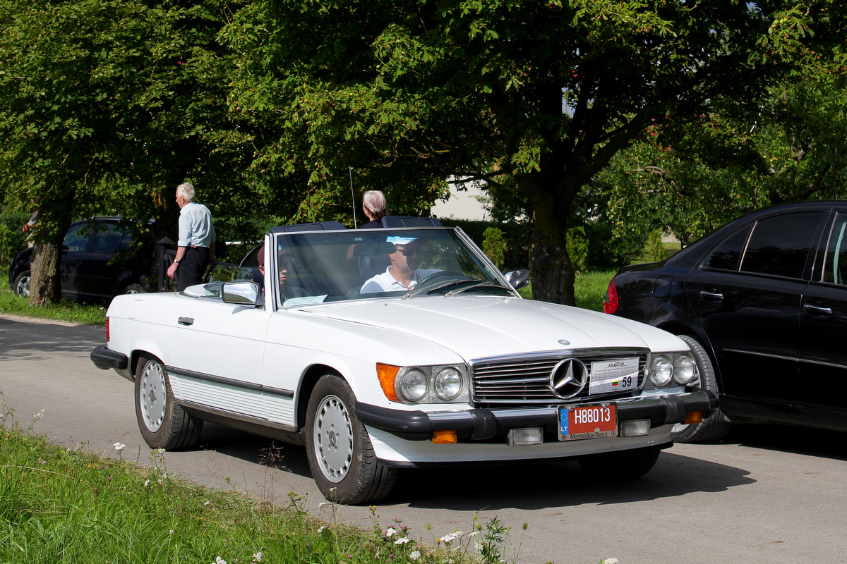 Литва, № H88013 — Mercedes-Benz (R107/C107) '71-89; Литва — Nesenstanti klasika 2020