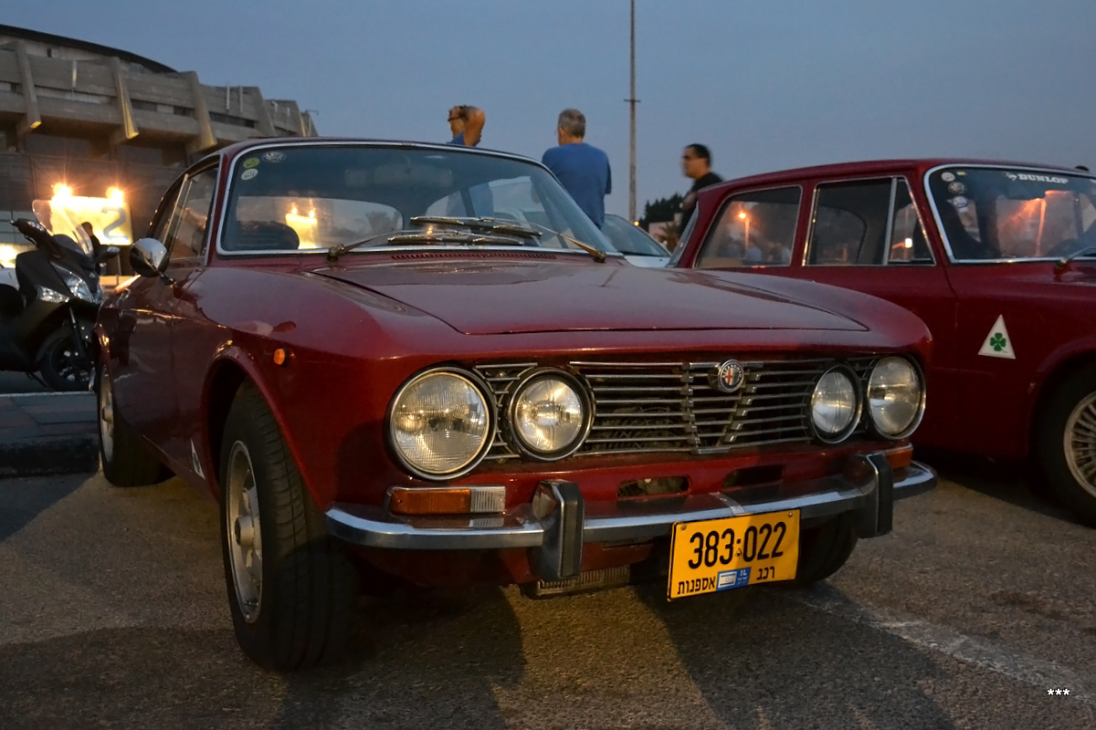 Израиль, № 383-022 — Alfa Romeo Coupés 105/115 (Bertone) '63-77