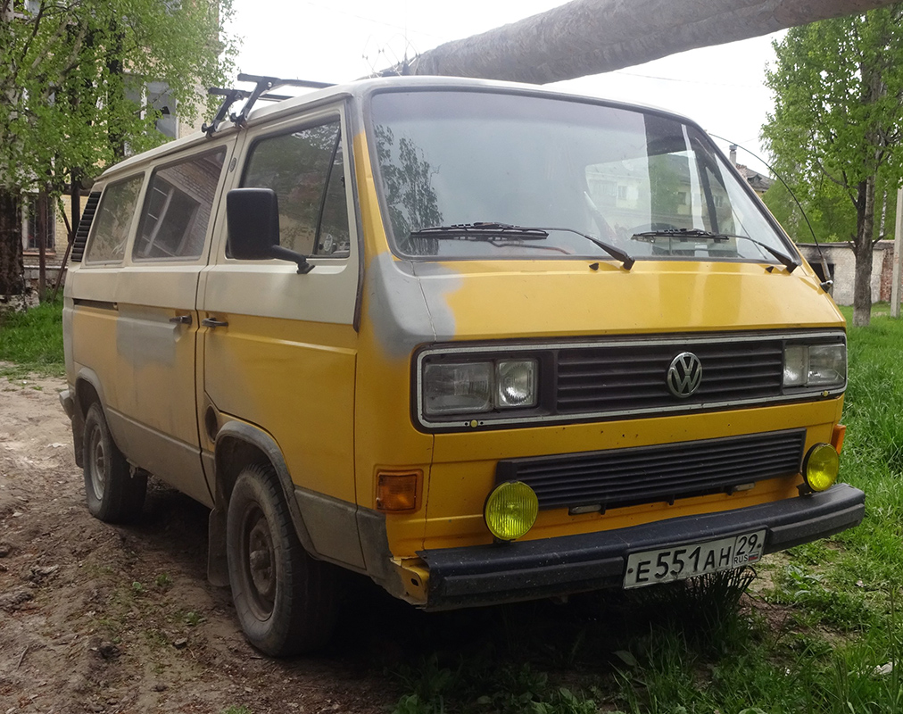 Архангельская область, № Е 551 АН 29 — Volkswagen Typ 2 (Т3) '79-92