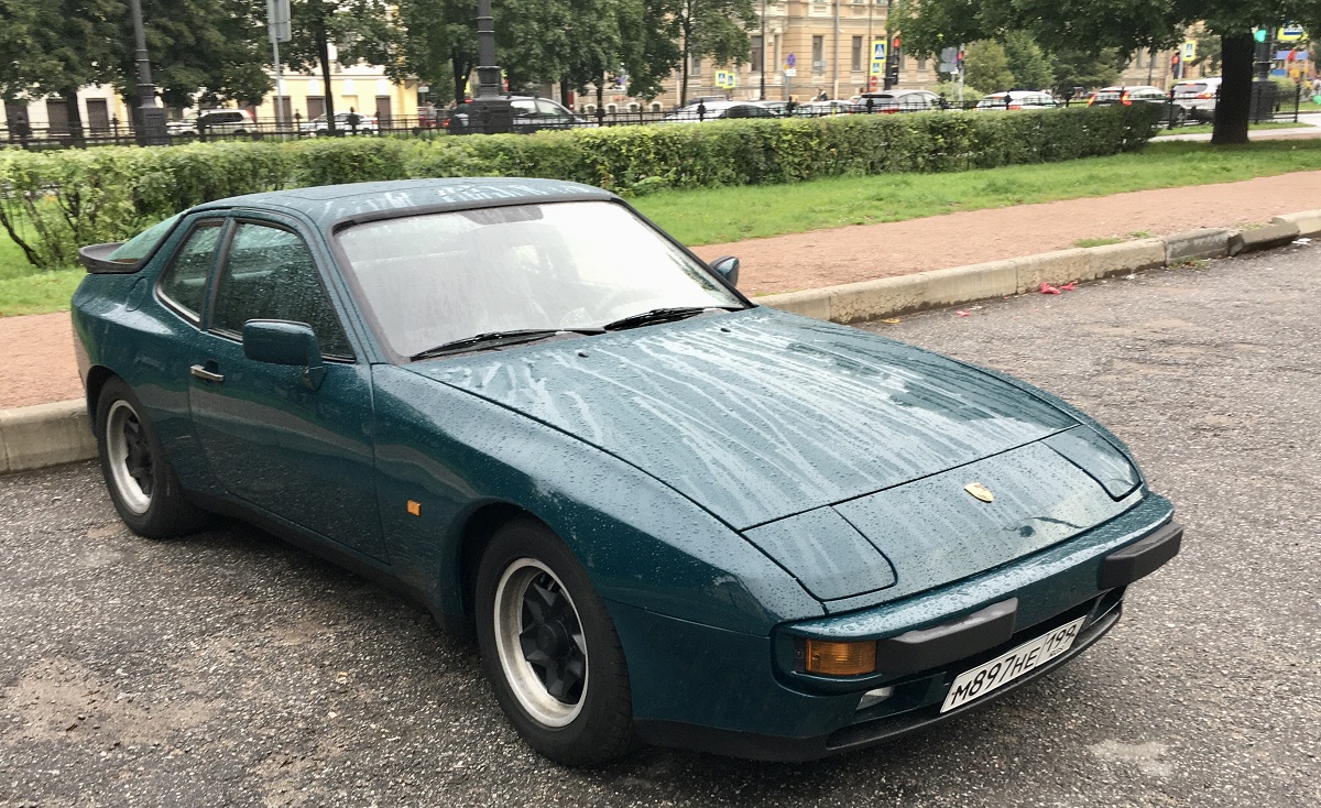 Москва, № М 897 НЕ 199 — Porsche 944 '82-89